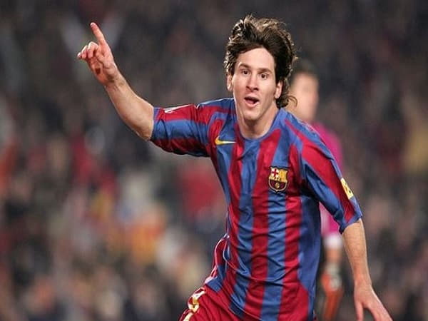 Messi đá cho những câu lạc bộ nào đến hiện tại?